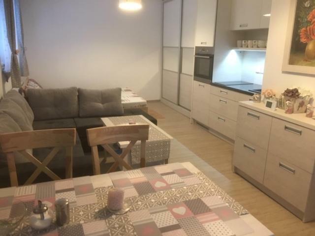 Apartman Filipovice S Letni Terasou 外观 照片